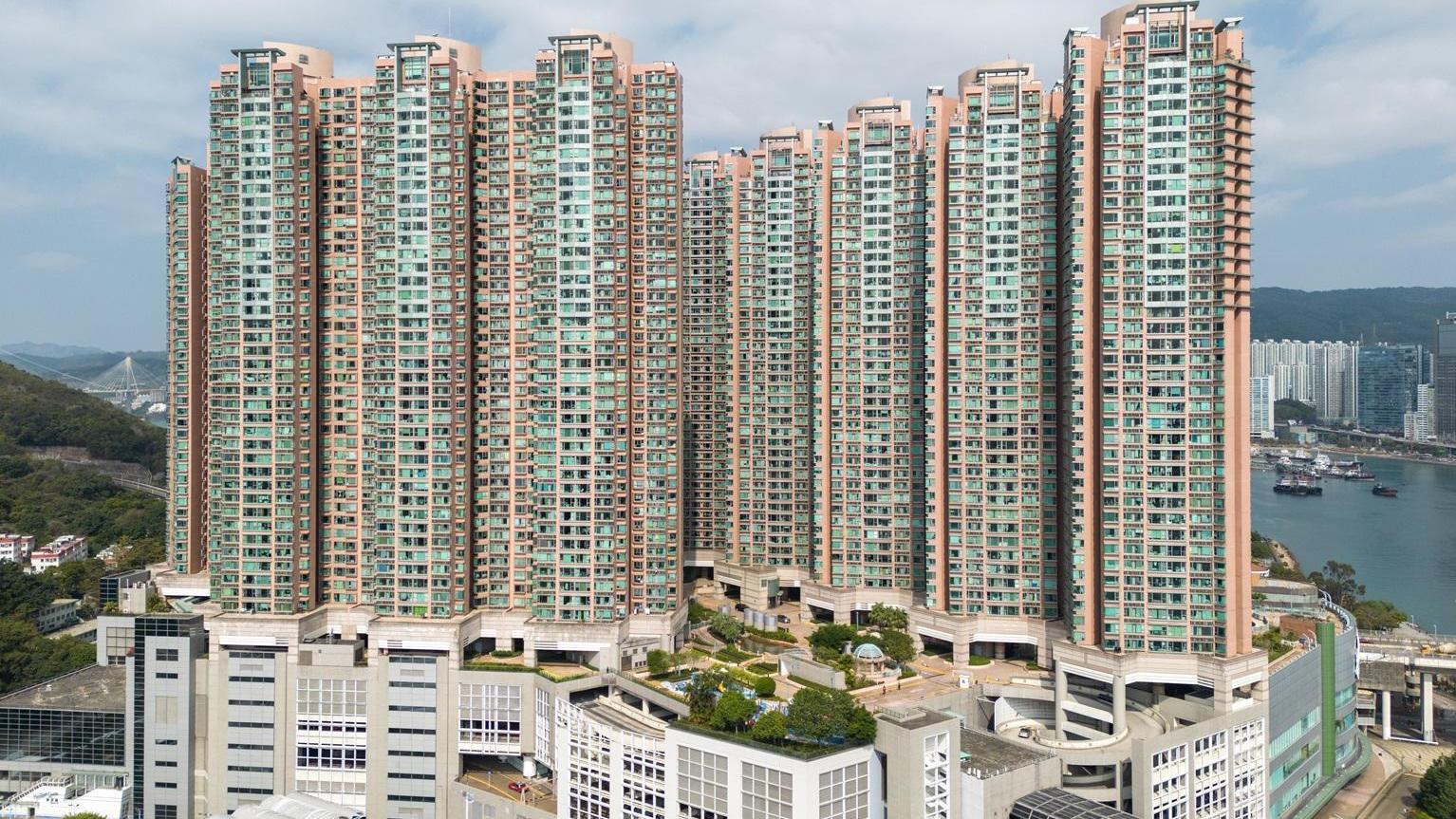 青衣盈翠半島套三房1,208萬元易手，15年升值九成。