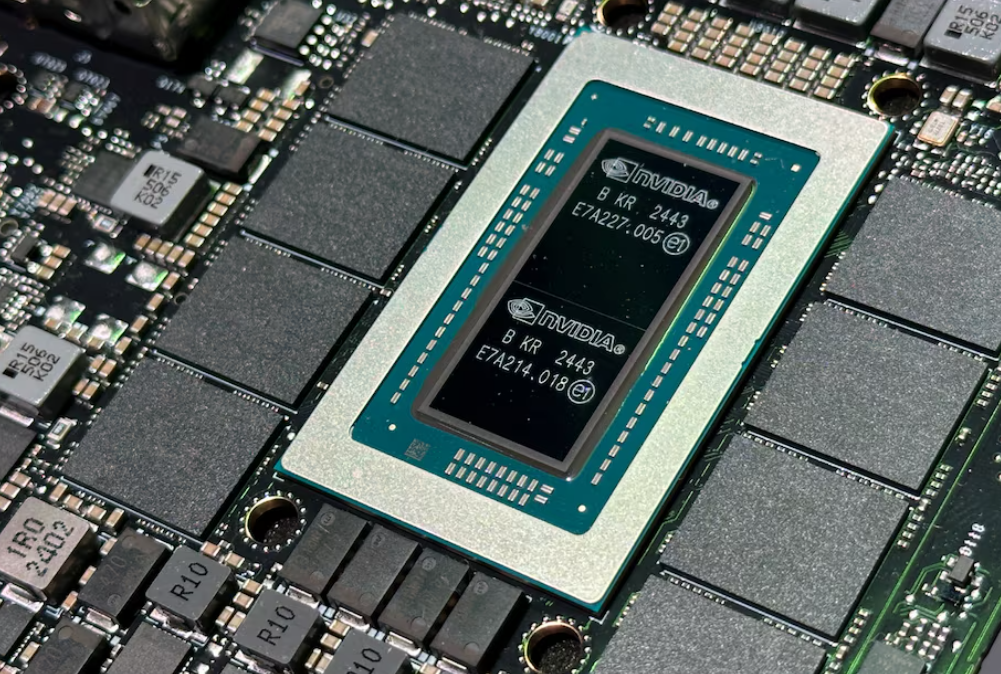 特朗普表示，只有美國客戶才能獲得Nividia的頂級Blackwell人工智能晶片，不會容許美國以來的任何人獲得。(路透社)