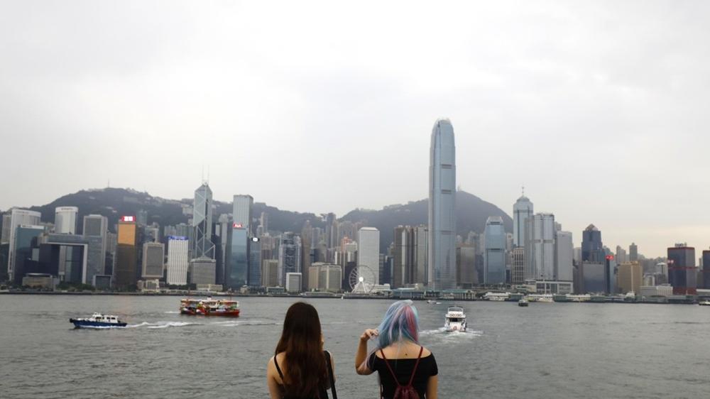 今早普遍氣溫較昨低約2度，日間徘徊約22度。(資料圖片)