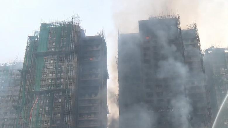 大埔宏福苑五級火。(有線新聞截圖)