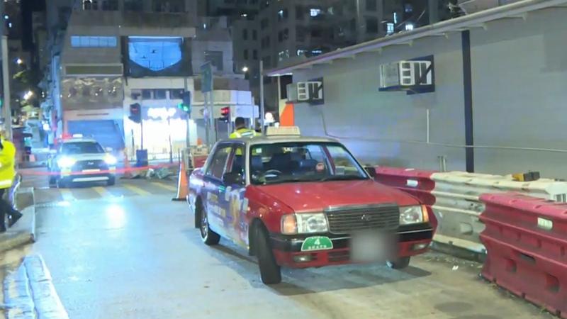 北角男途人捱的士撞，一度昏迷送院後。(有線新聞截圖)