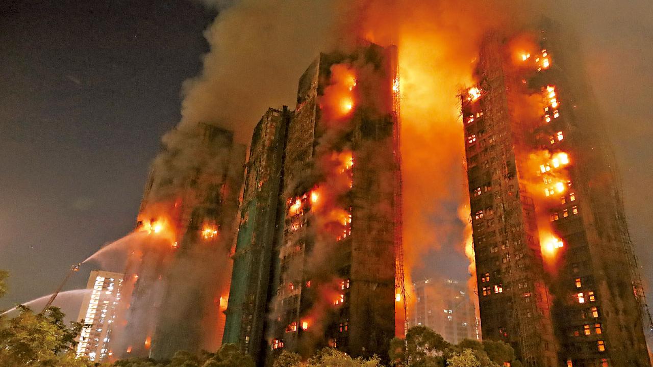 大埔宏福苑五級火巨災 最少36死279失聯 一消防員殉職 多戶晚上仍困煉獄 絕望求救