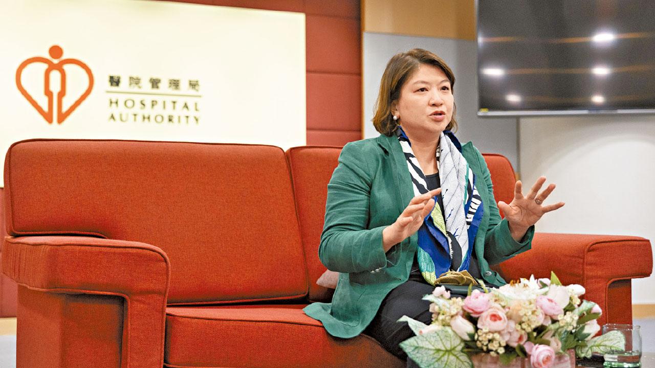 公院殮房收費須用者共付 李夏茵︰每兩年一次檢討