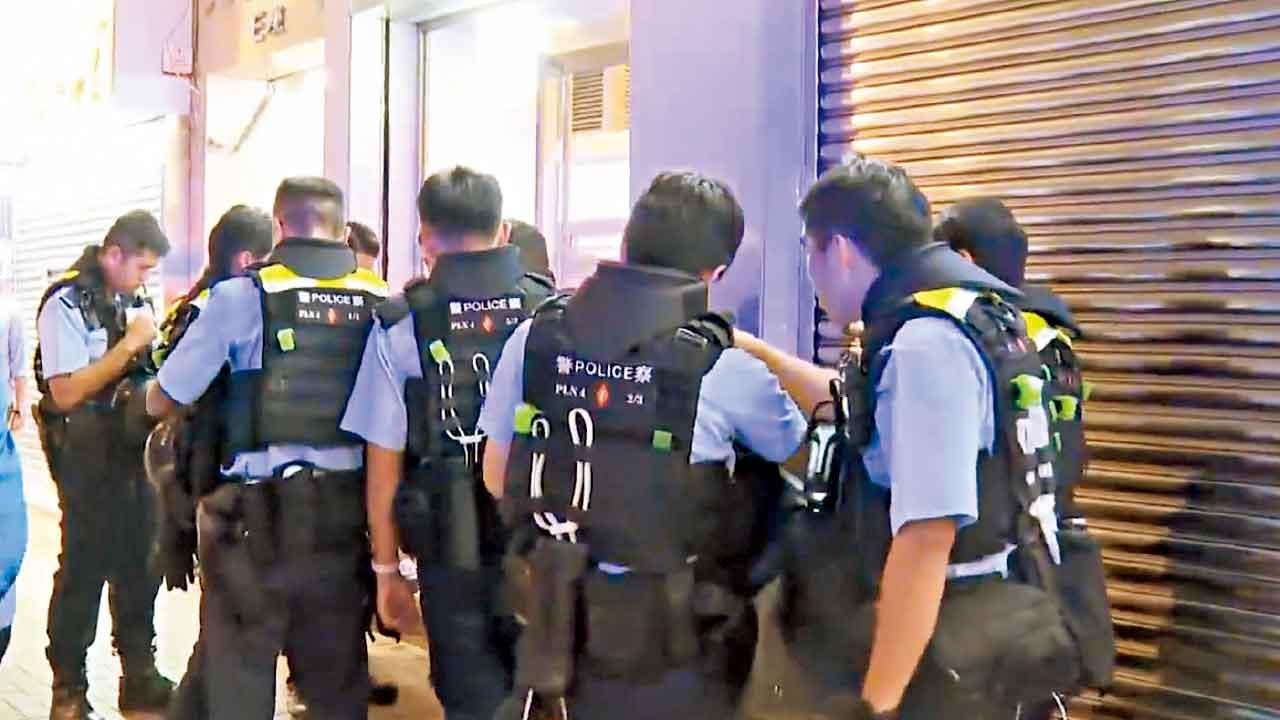 海關掃毒遇刀斬3人傷  關長陳子達︰有足夠裝備訓練