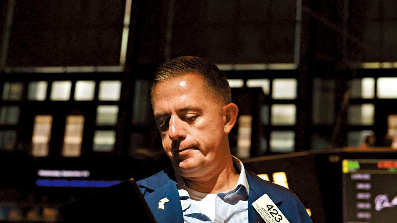 NQ期貨跌破兩天前週三亞洲早段針底位置。(資料圖片)