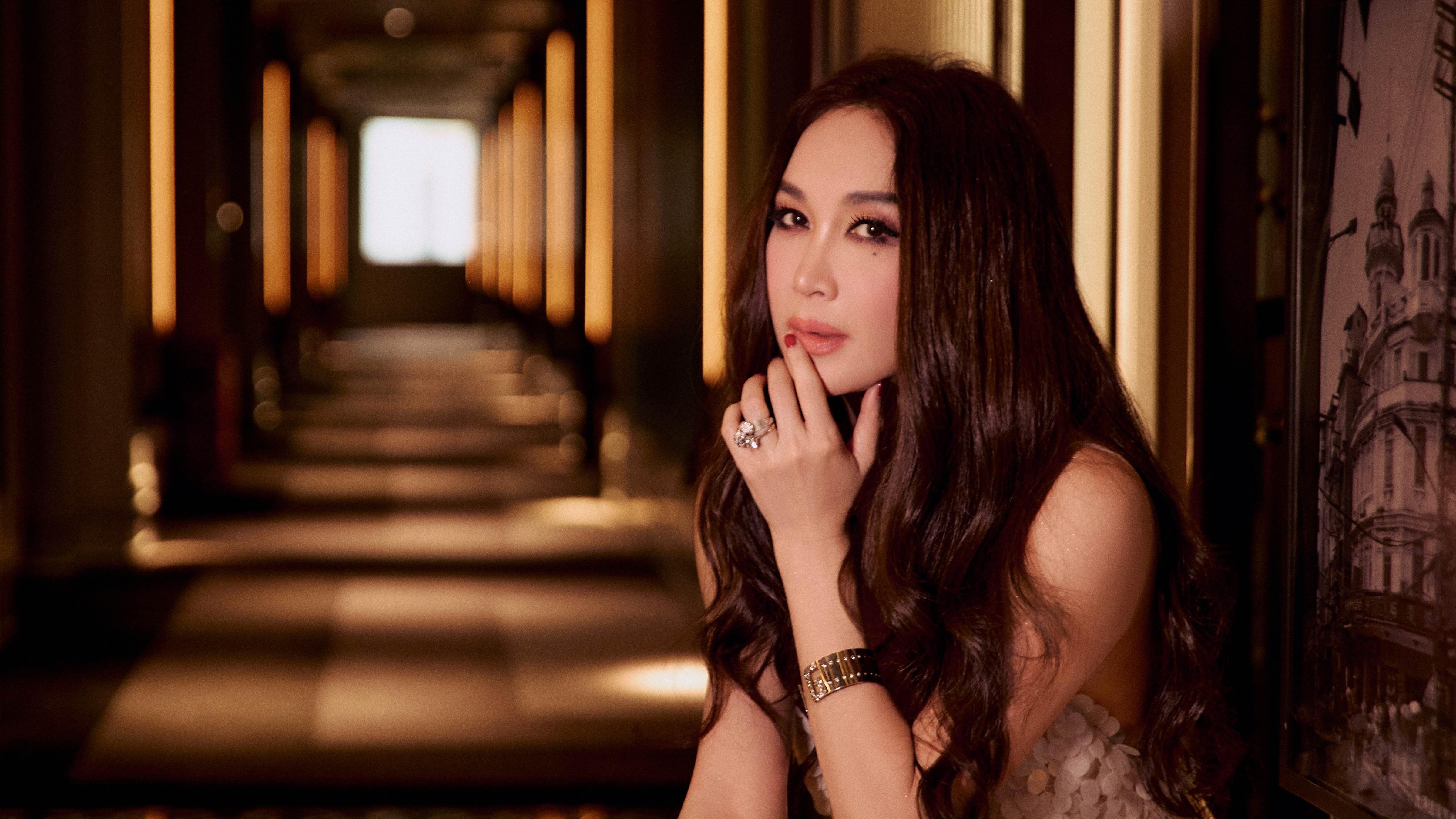 溫碧霞亮相活動白滑肌膚掀話題 同場人士紛紛求養膚心得