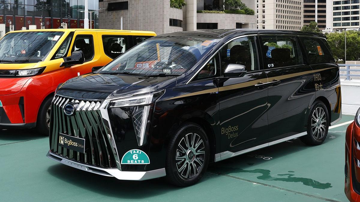 網傳1.3萬請全職的士司機捱批  Big Boss Taxi澄清：計及5000元獎金月薪達1.8萬