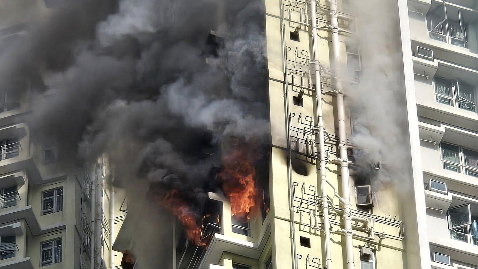 九龍灣啟晴邨發生火警。（fb「啟德居民自由講」圖片）