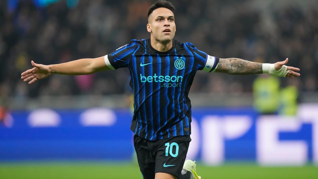 拿達路馬天尼斯為國際米蘭打開紀錄。(美聯社)