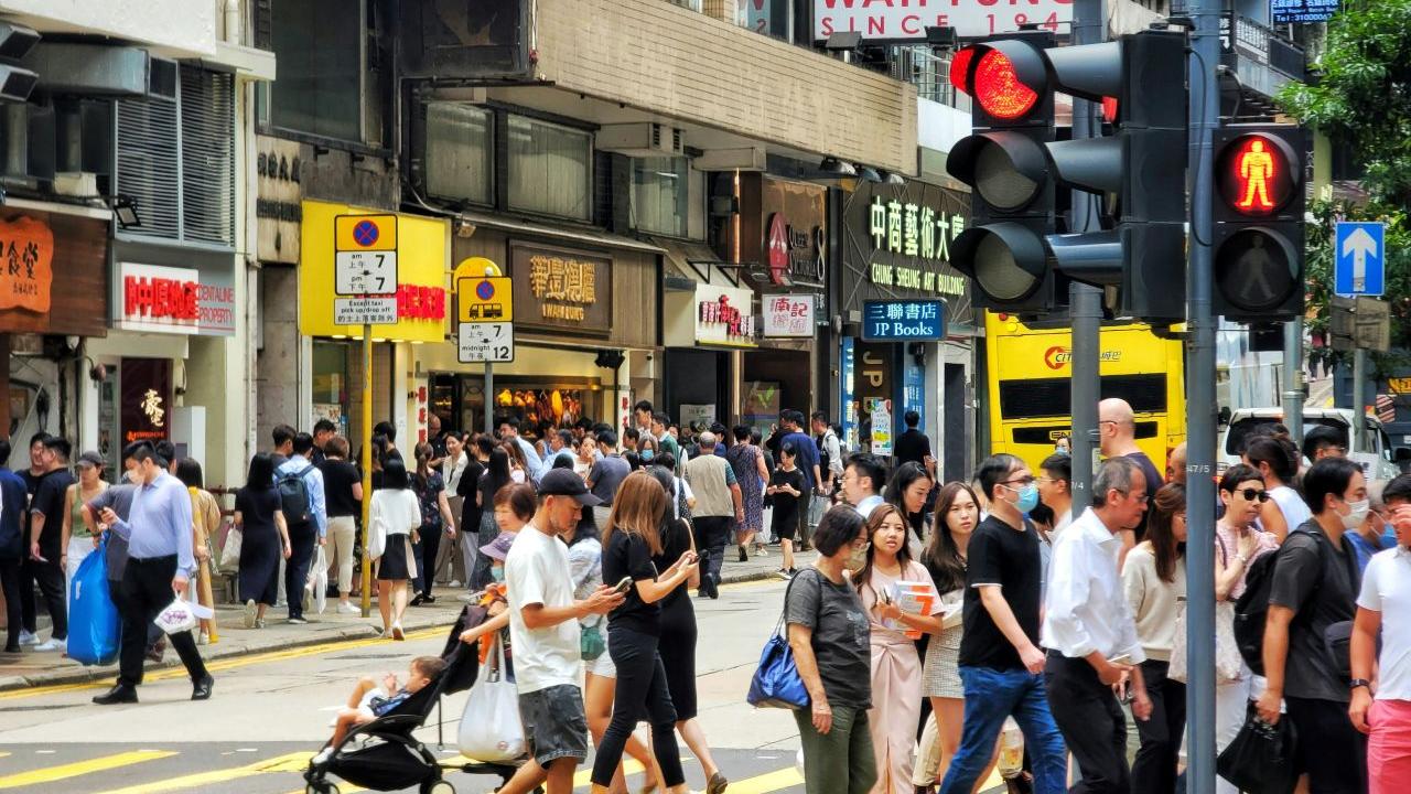 天氣｜天文台中午錄得相對濕度16%　平11月最低紀錄。