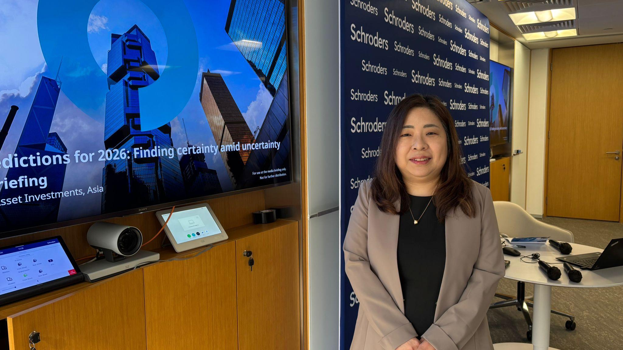 施羅德發表「2026年十大投資市場預測」，睇好美股、黃金，提醒小心科技股泡沫。