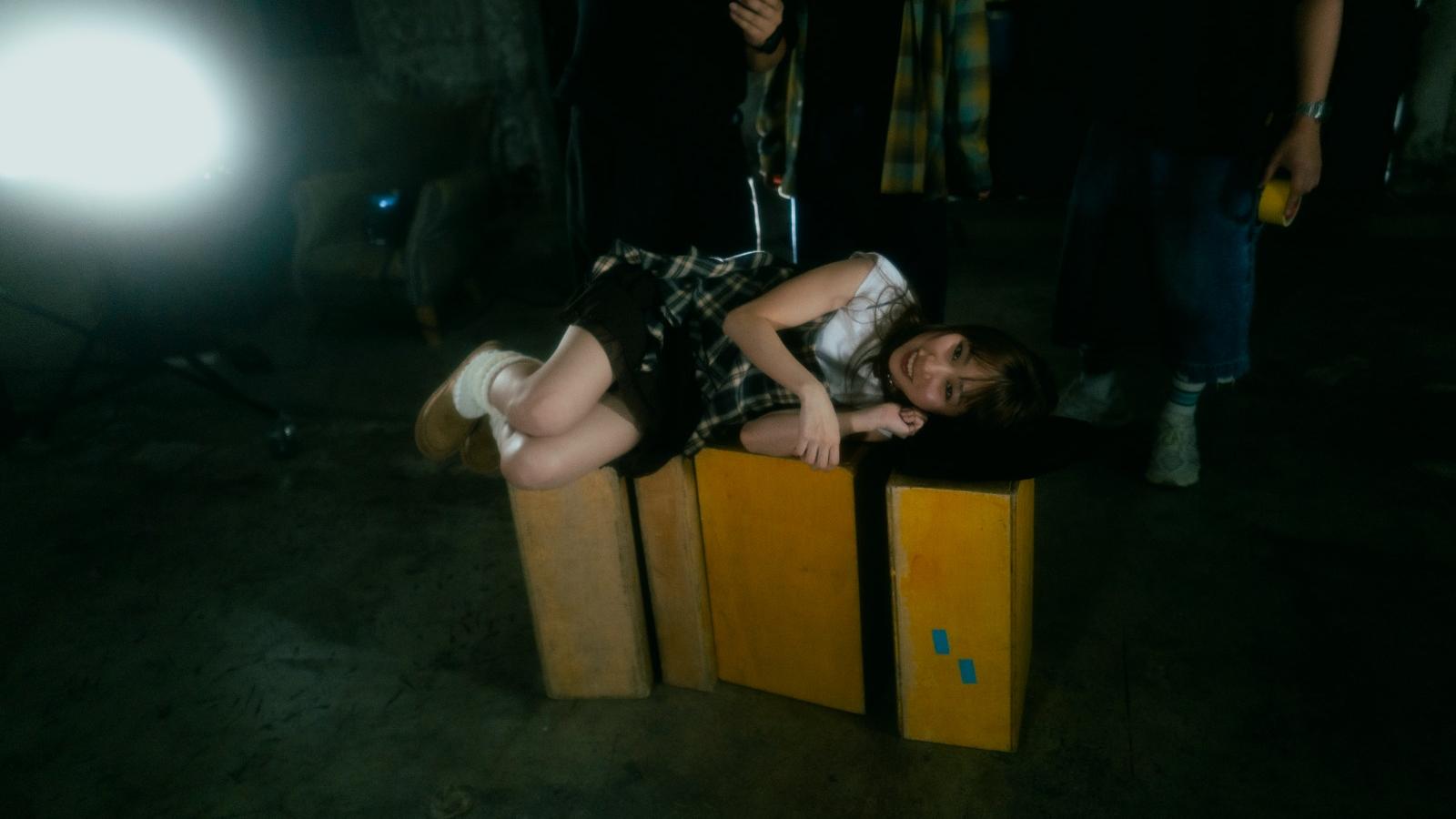 麗英新歌《安靜的水晶球》棄用靚仔 MV請小薯茄高Ling執導