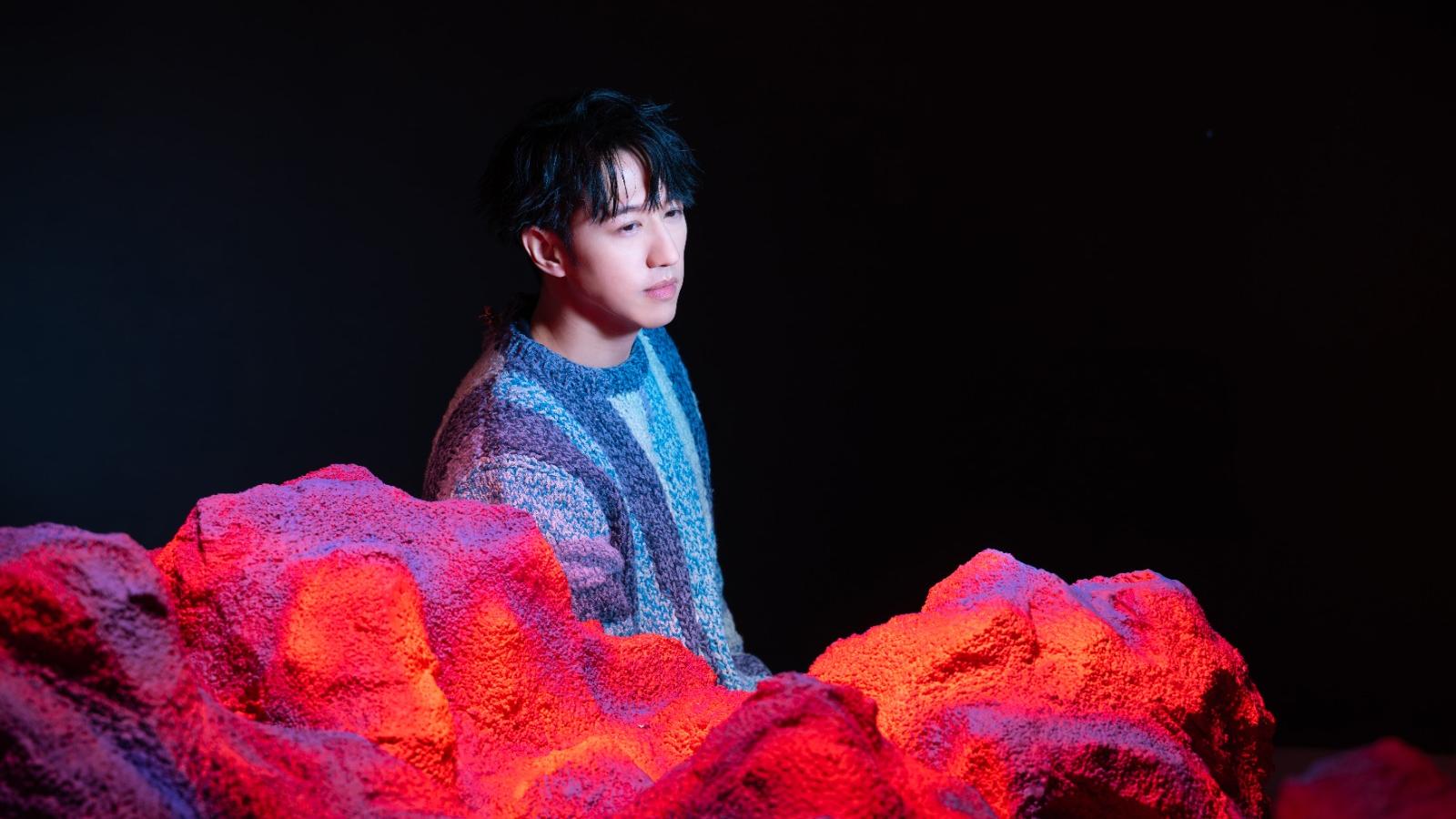 馮允謙雙海報賀明年戶外騷 聖誕要節制飲食操出最佳狀態