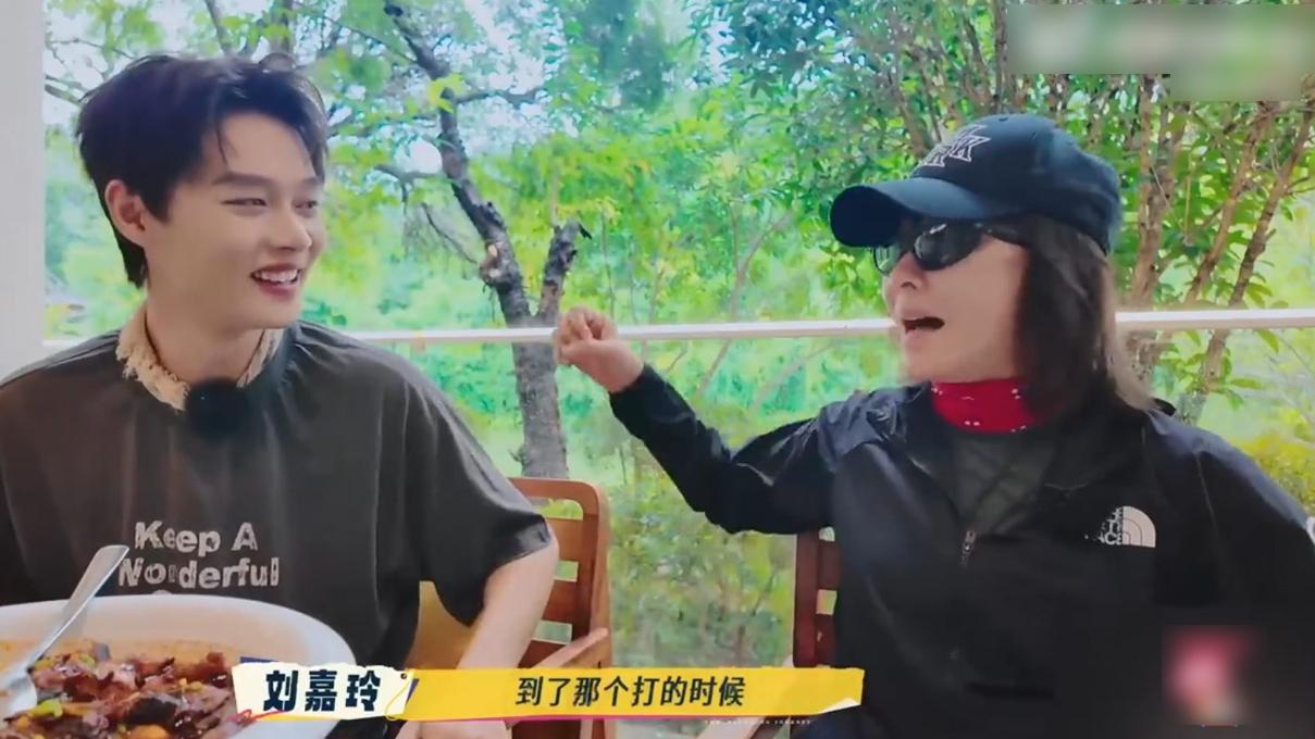 劉嘉玲曾遇「四分三側臉男演員」突要求補妝　網民估嫌疑人物