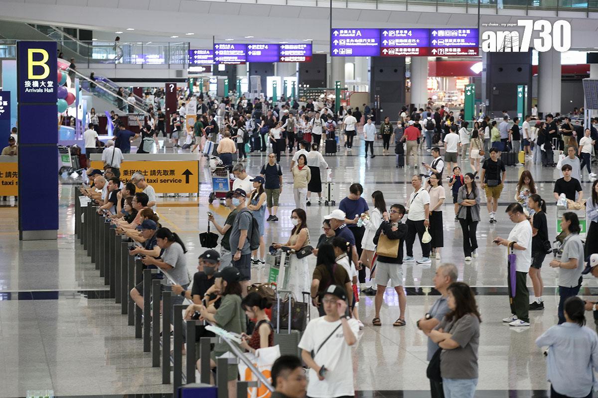 聖誕2025|機場四號停車場長期泊位已滿 機管局籲乘搭公共交通工具