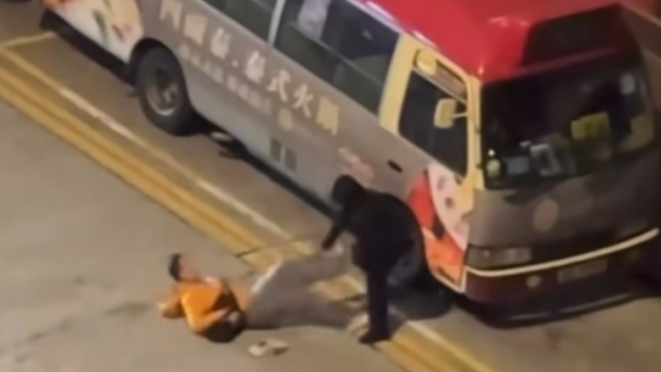 長沙灣男子遇兩賊搶劫(FB車cam L香港群組影片截圖)