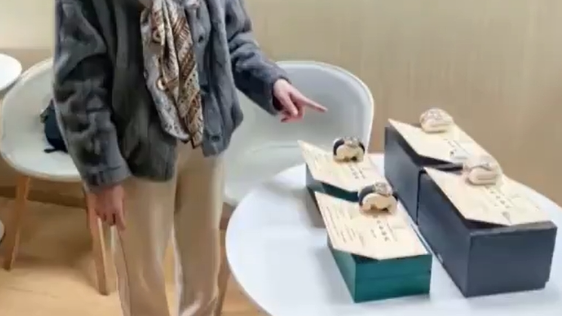 富婆迷戀「軍官男友」寄出4隻名錶值逾500萬 警方緊急攔截