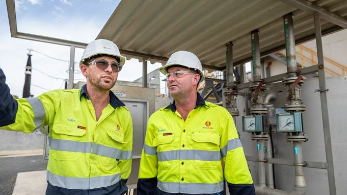 周大福企業出售澳洲電力業務Alinta集團全部股權，作價337億港元。