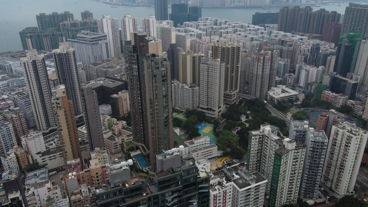 明年租金樓價誰跑嬴？