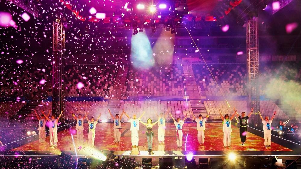 濱崎步無人演唱會現場照曝光，台下1.4萬張空凳，稱「最難忘演出之一」。(FB/ayumi hamasaki)