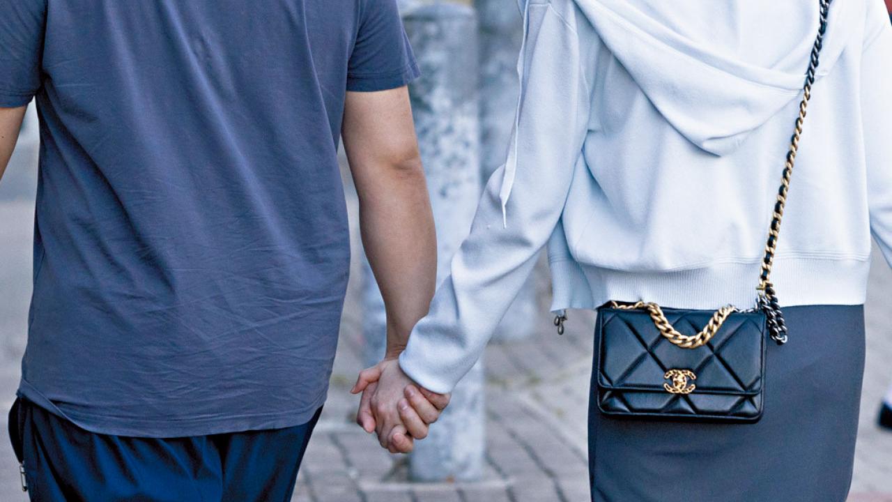 消委會今年接88宗交友配對服務投訴 40歲高薪女花7萬覓對象失望收場