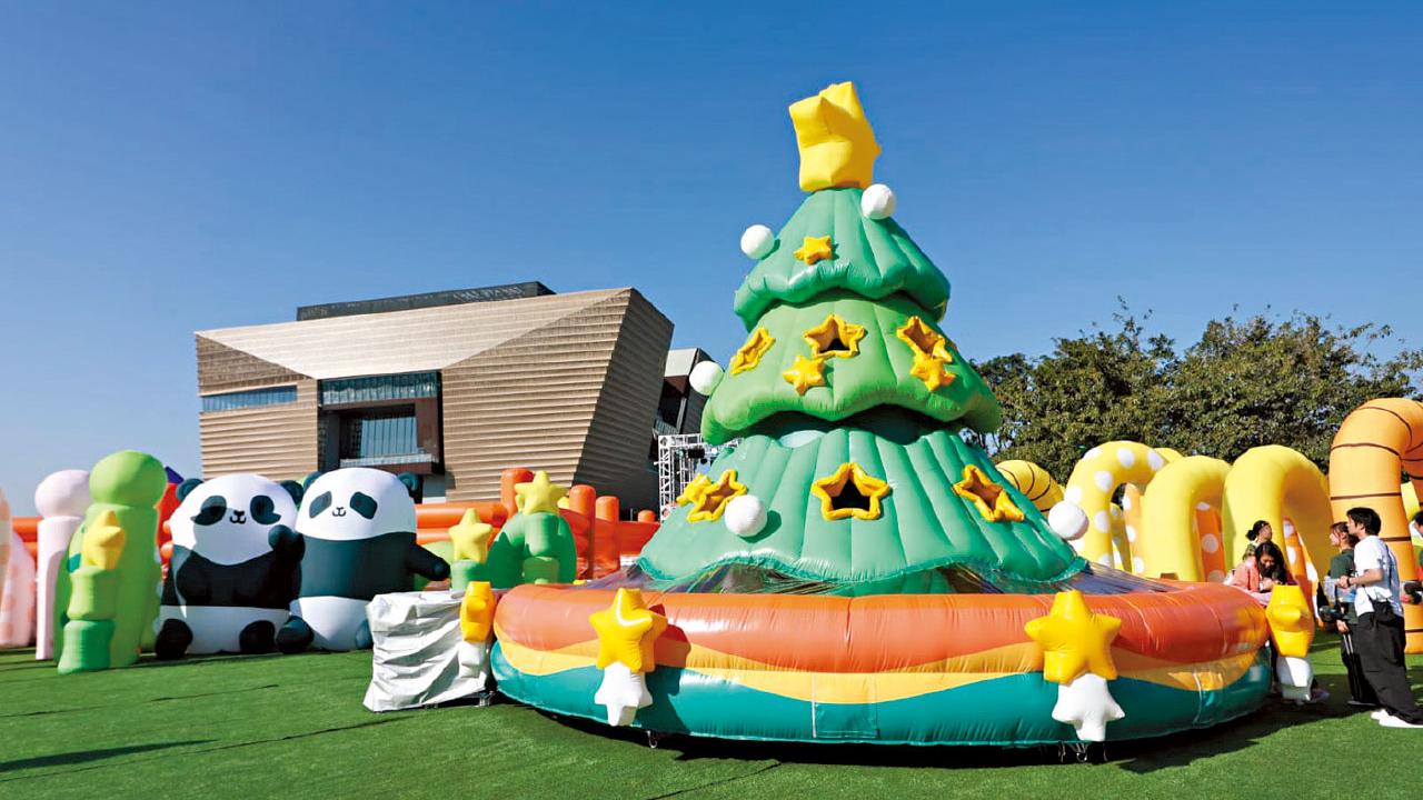 上月入境遊客升17% 首11個月訪港客量勝去年全年