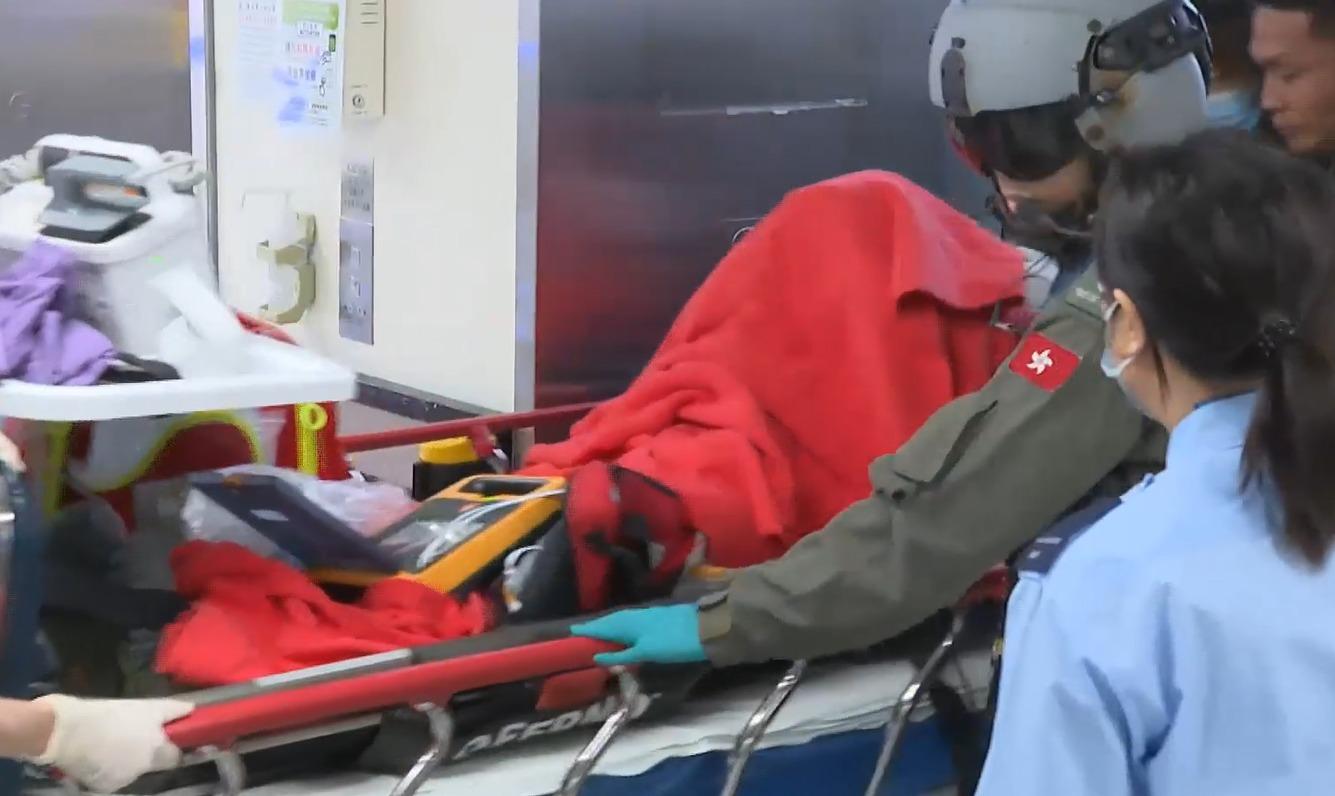 石澳老翁玩滑翔傘失控亡 初步報告:強陣風突襲將未戴頭盔事主掀離地面