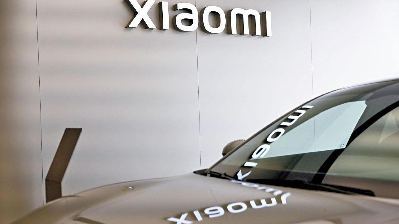 小米CEO雷軍除夕晚直播　工程師將現場拆車