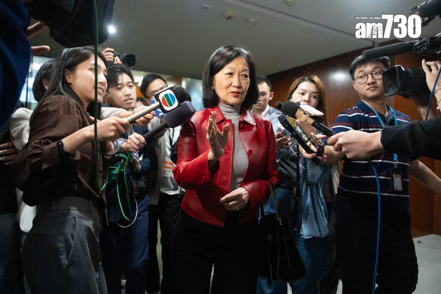 葉劉淑儀出席立法會最後一次大會(周令知攝/資料圖片)