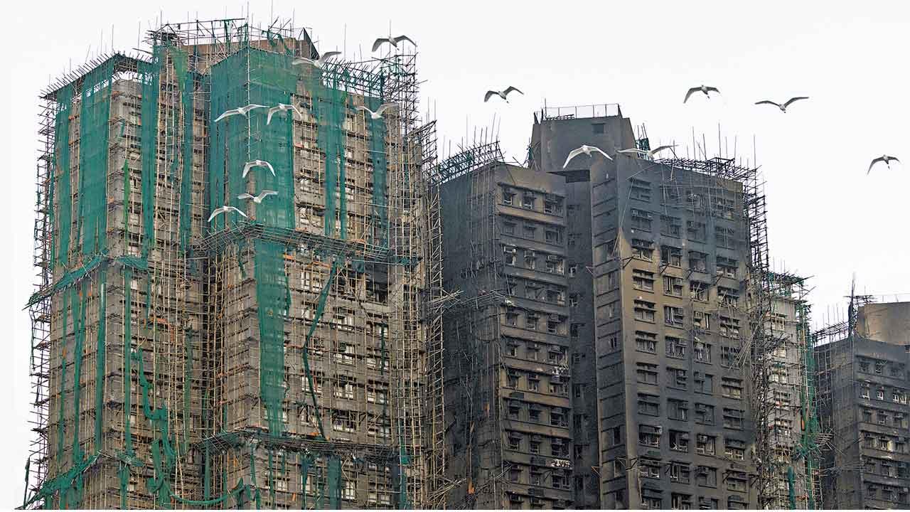 宏福苑五級火最少151死 20棚網樣本7未達阻燃標準 疑魚目混珠逃檢測 官斥非常可恥