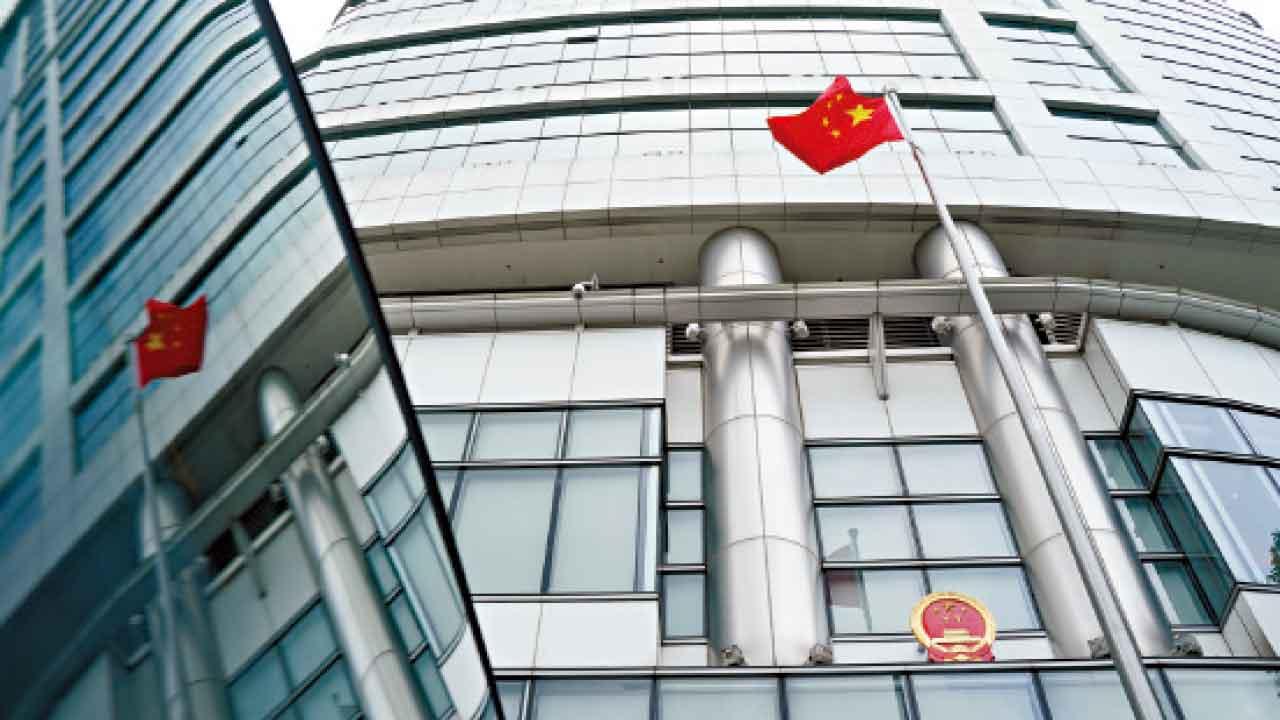 指一小撮外部敵對勢力借災生事  駐港國安公署︰反中亂港者雖遠必誅