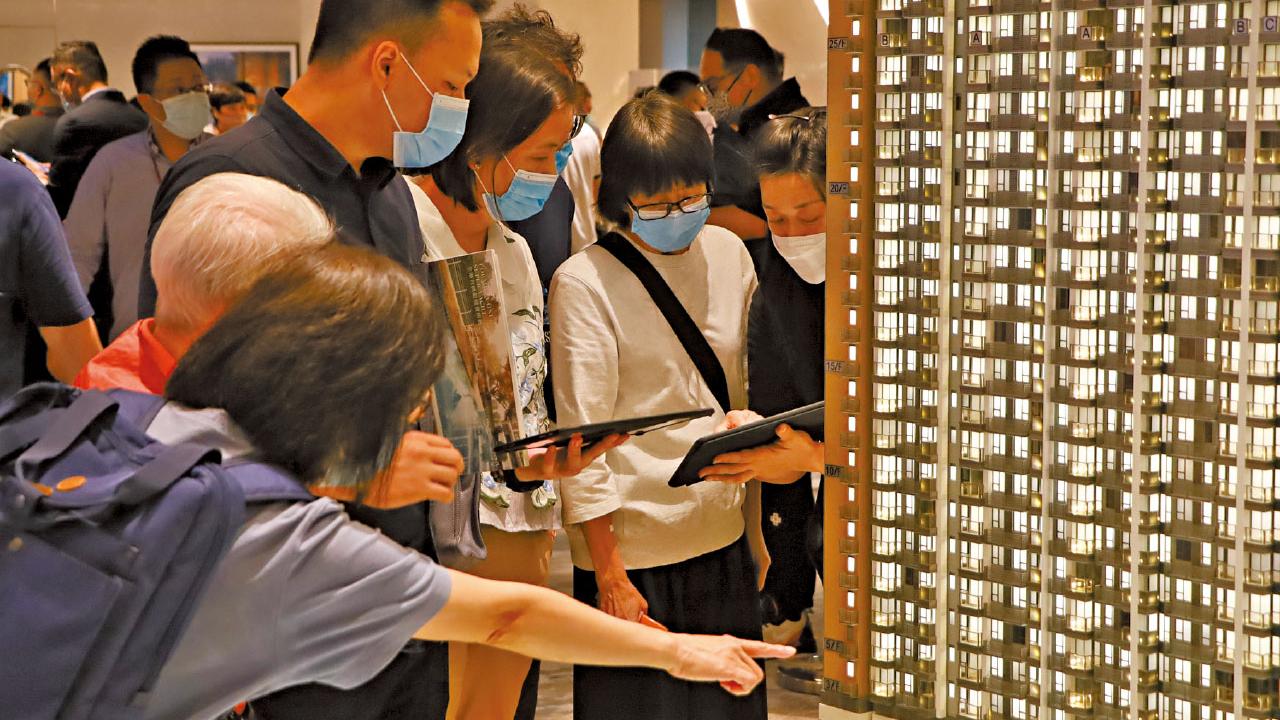 港P不變 低按息仍持續 料帶動樓市交投