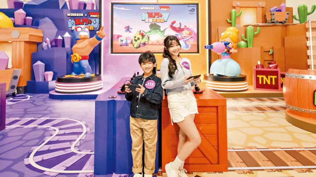 皇室堡試玩人氣手遊 各路英雄同場激戰