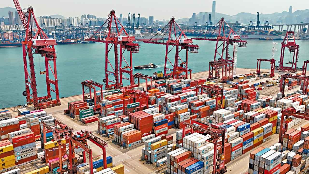 香港作為國際貿易中心的地位日益鞏固