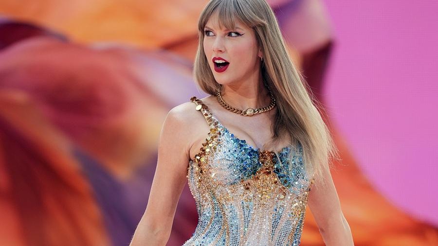 Taylor Swift聖誕看球賽派禮物 8孩之母場館職員收4600元小費感動爆喊
