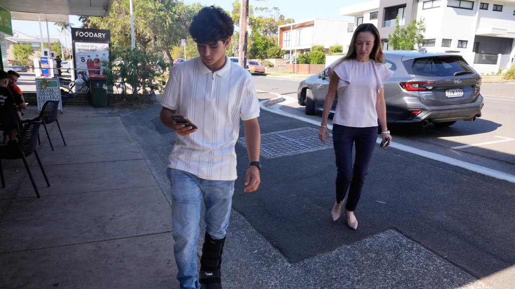 澳洲16歲以下兒童及青少年被禁用10款主流社交媒體，包括TikTok、YouTube、Instagram和Facebook等。(資料圖片)