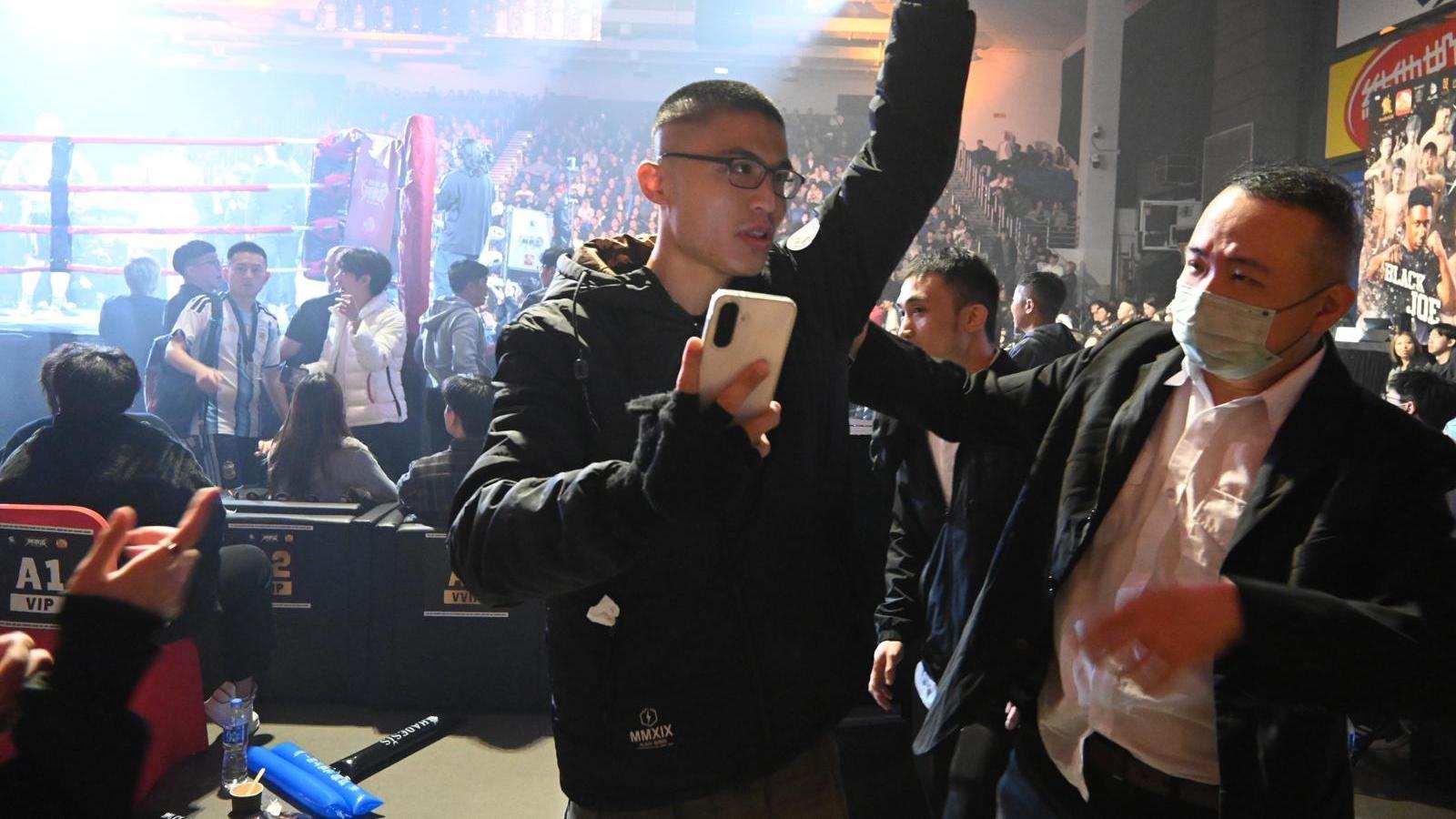 劉馬車出獄後邀約女星KOL拍三級片 霍哥無辜捲入報警求助