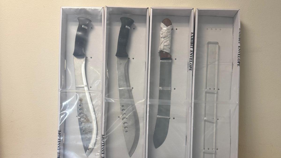 紅磡3內地男遇劫險失4000萬元金粉，8涉案男女被捕。(警方圖片)