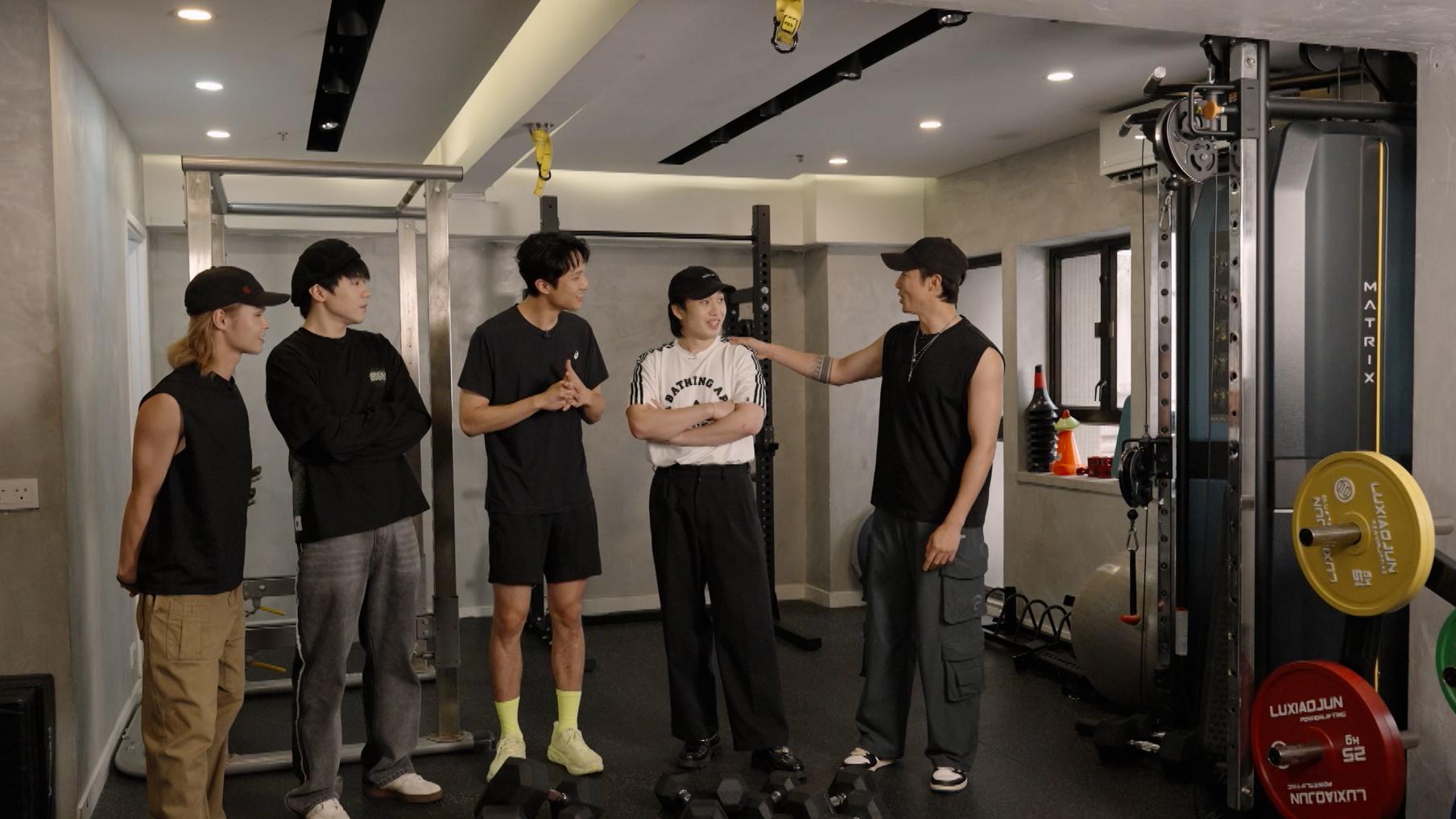 四鏡大暴走｜世一劍神蔡俊彥讚陳卓賢Tiger超水準 辛苦鷹四子照顧Edan