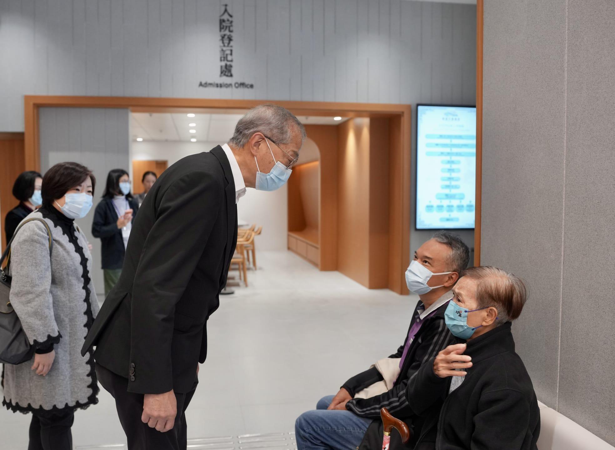 中醫醫院今起分階段投入服務 盧寵茂到場視察流程