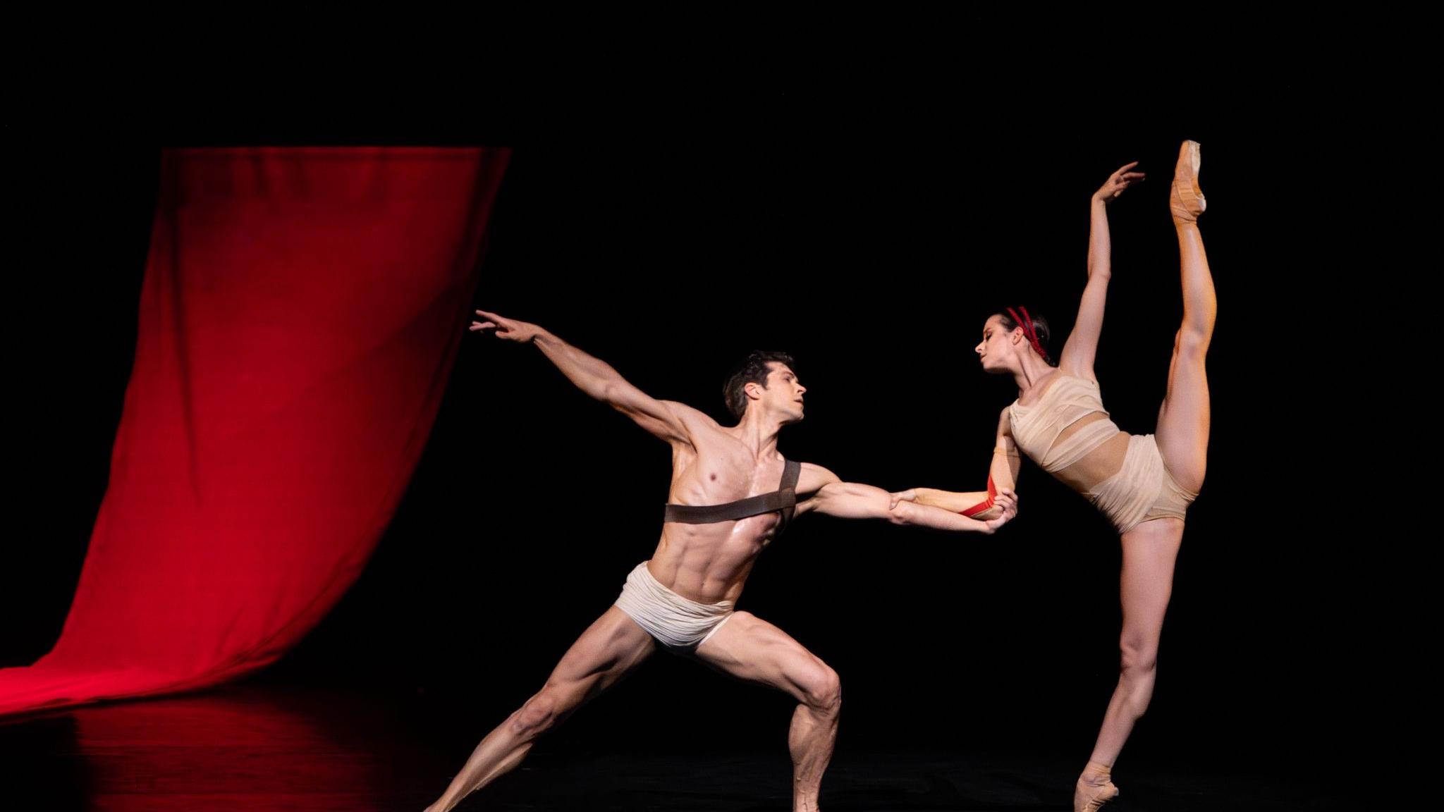 芭蕾舞巨星演活叛逆天才