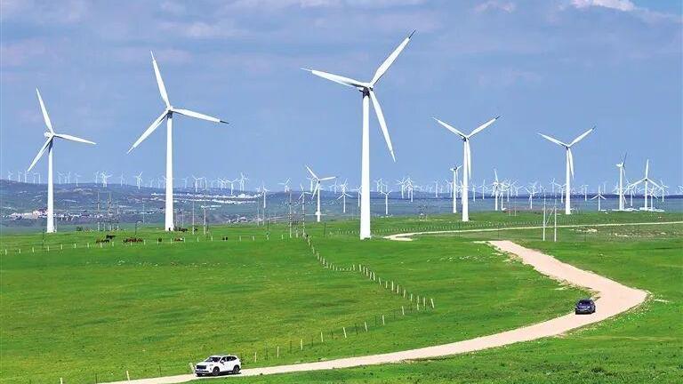 內蒙古烏蘭察布市「草原雲谷」實現大數據與綠電的深度融合。（圖／翻攝《新華社》）