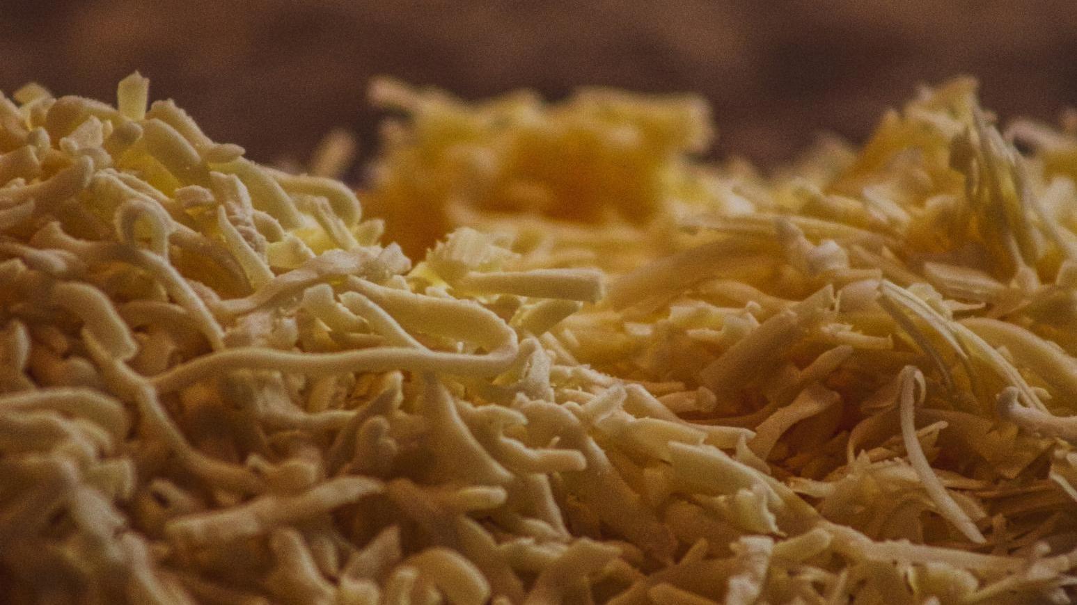 芝士碎含金屬碎片流入美國連鎖超市　緊急回收25萬箱。（示意圖／unsplash）