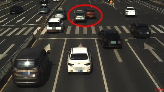 四川的士司機刻意擦撞「碰瓷」 三個月逾20次呃兩萬幾