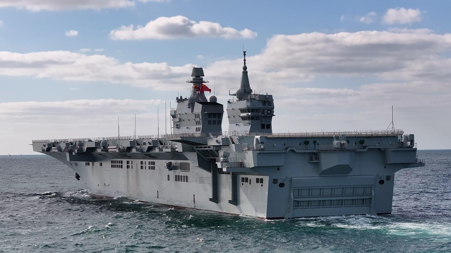 解放軍近期演練頻繁。圖為四川艦。（圖／新華社）