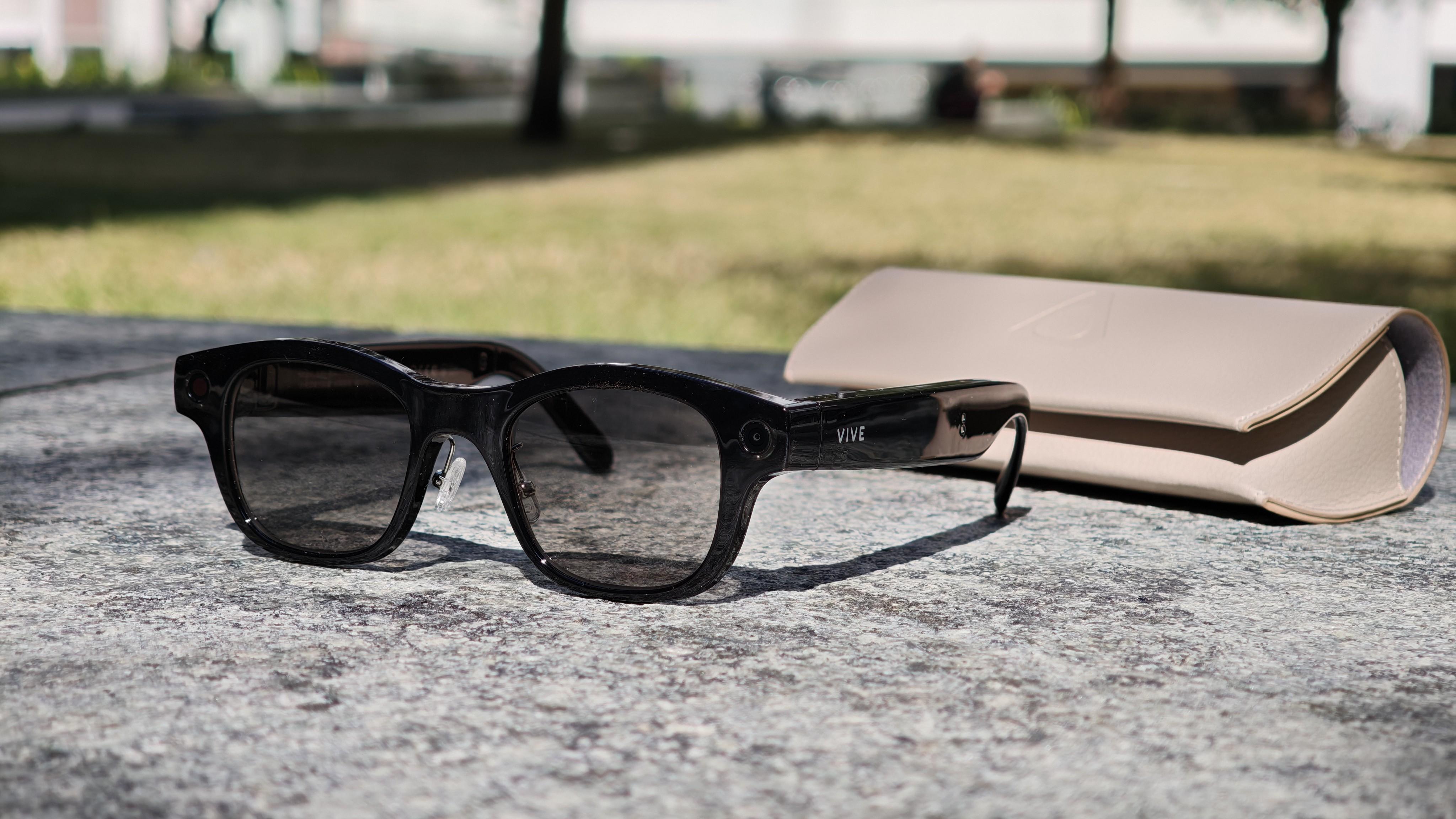 HTC Vive Eagle VS Ray-Ban Meta智能眼鏡　實試影相及AI功能