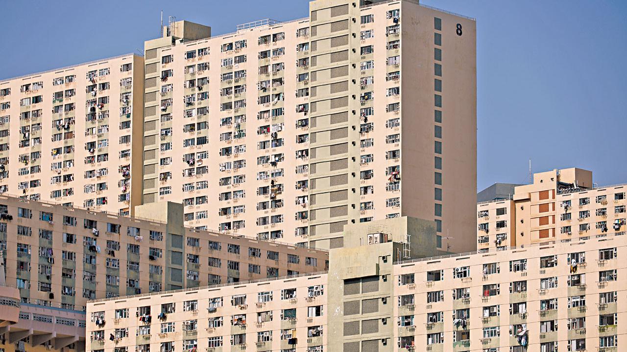 房委會:踏入建屋高峰期 建築開支增四成 現金流未來4年跌近半至352億元