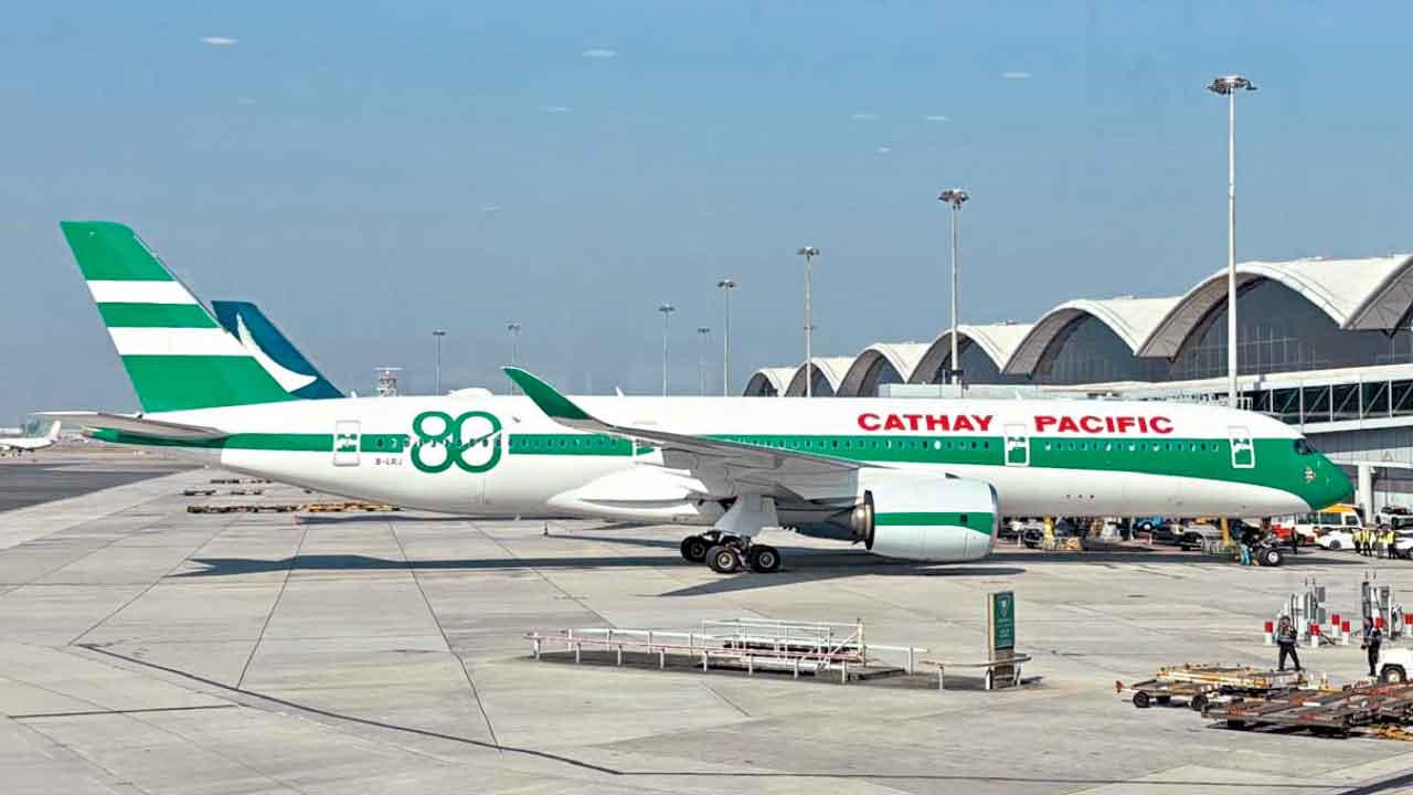 國泰80周年兩機披復古衣 投資千億資金增顧客體驗