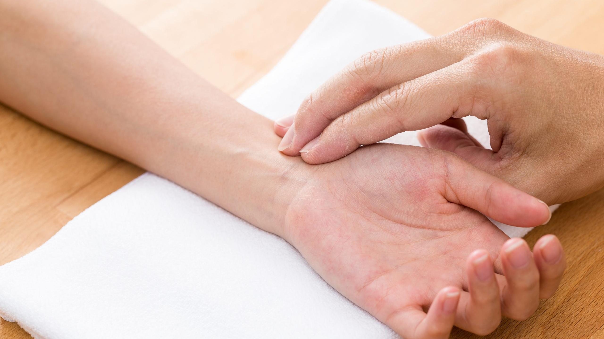 個人體質調整陰陽氣血及臟腑功能，不僅可穩定血糖，也能改善整體身體狀態。