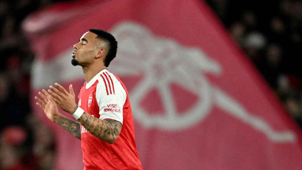 英超｜一哥乘勇南下 阿仙奴拔「茅」格